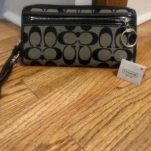 Coach wallet with authentic card